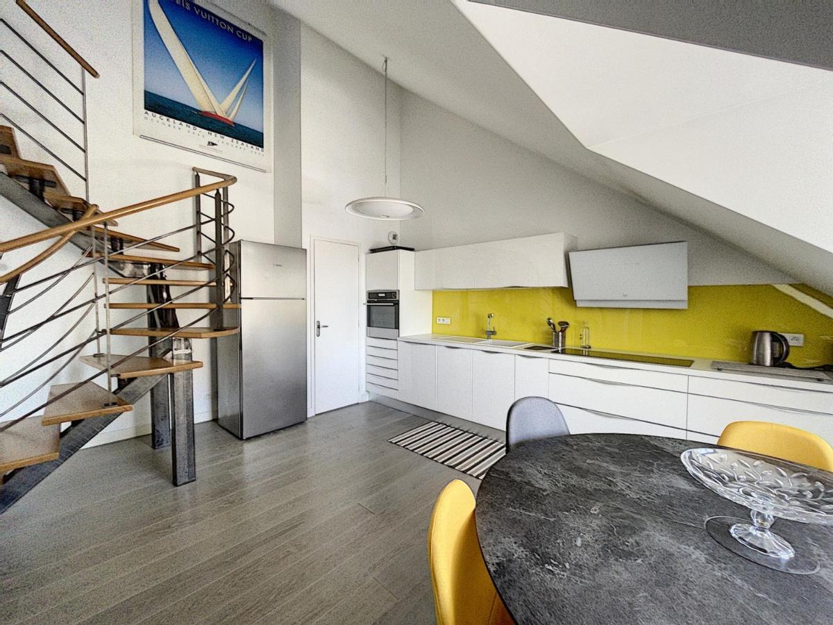 Duplex De Standing En Centre-Ville Avec Parking, Proche Port Et Plage - Fr-1-361-377 Γκρανβίλ Εξωτερικό φωτογραφία